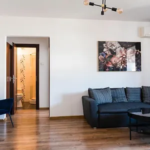  Apartment Chic 2-room In The Heart Of With Amazing View